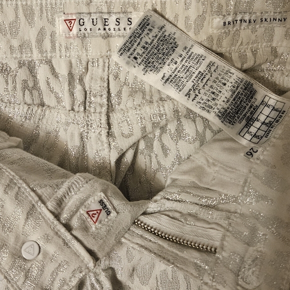Guess Brand white-silver metallic print pants - Picture 5 of 7